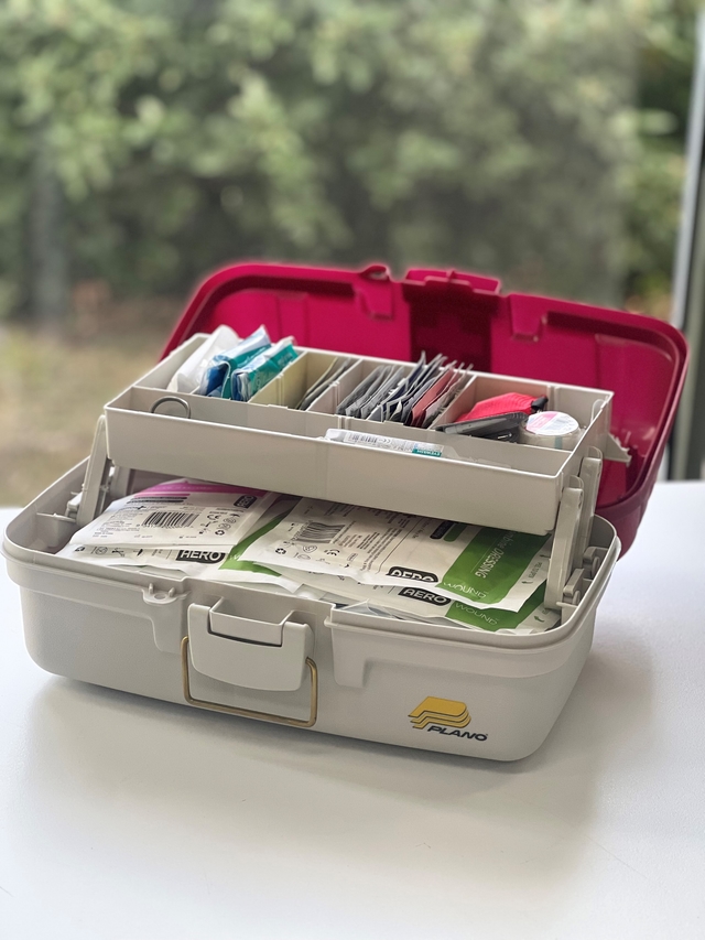 One Tray first aid kit (Open View)